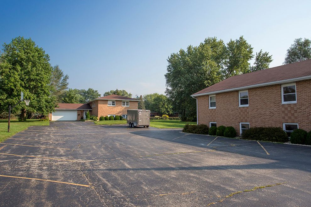5313 U.S. 34, Oswego, IL 60543